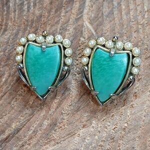 Hollycraft Vintage Clip On Earrings Pearls & Green Glass